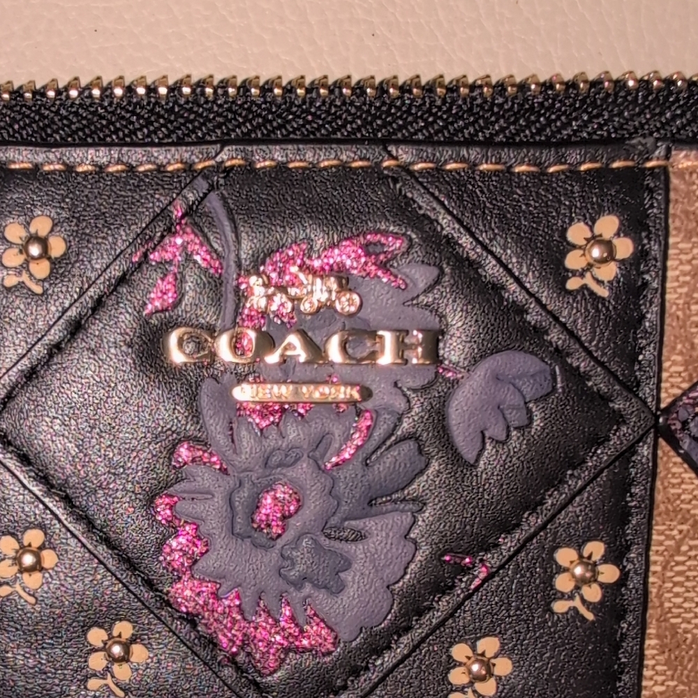 Coach Limited Edition Patchwork Long Wallet - Picture 2 of 15